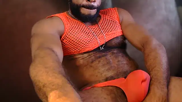 Snapshot of Piercedmuscle80 chatting on June 11, 2026, 3:43 pm Piercedmuscle80 online show from June 11, 2026, 3:43 pm