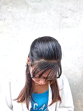 ngocngoc cute online show from October 3, 2025, 12:40 am