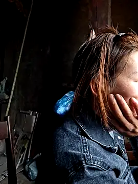 ngocngoc cute online show from December 4, 2025, 1:26 am