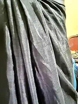 Snapshot of Swapna_Hyd chatting on October 10, 2025, 5:28 am Swapna Hyd online show from October 10, 2025, 5:28 am