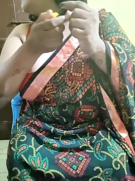 Snapshot of Swapna_Hyd chatting on October 16, 2025, 4:13 am Swapna Hyd online show from October 16, 2025, 4:13 am