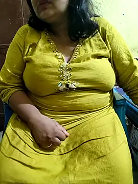 Snapshot of Swapna_Hyd chatting on October 19, 2025, 9:59 pm Swapna Hyd online show from October 19, 2025, 9:59 pm