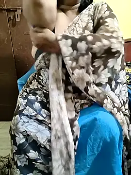 Snapshot of Swapna_Hyd chatting on November 5, 2025, 4:29 pm Swapna Hyd online show from November 5, 2025, 4:29 pm