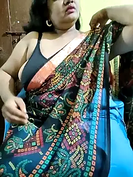 Snapshot of Swapna_Hyd chatting on November 7, 2025, 4:40 pm Swapna Hyd online show from November 7, 2025, 4:40 pm