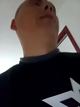 CWQ123 online show from November 6, 2025, 7:53 am