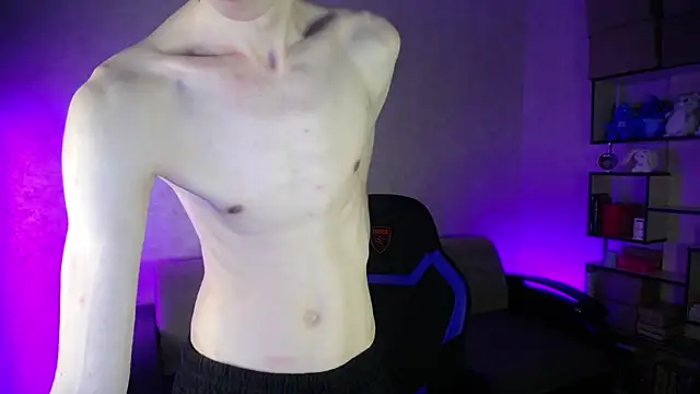 yes cute boy  online show from December 16, 2025, 7:41 pm