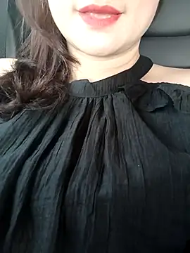 Spa-LinhLinh online show from April 12, 2026, 5:23 am