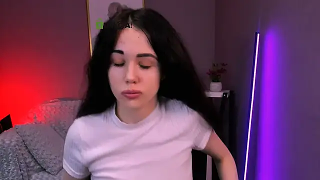 riley sanders online show from November 23, 2025, 8:08 pm