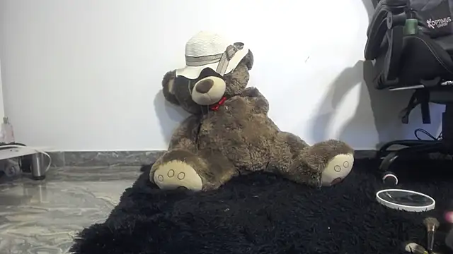 habdiela online show from September 22, 2025, 6:43 pm