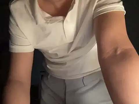 lahungdj12 online show from January 15, 2026, 4:39 am