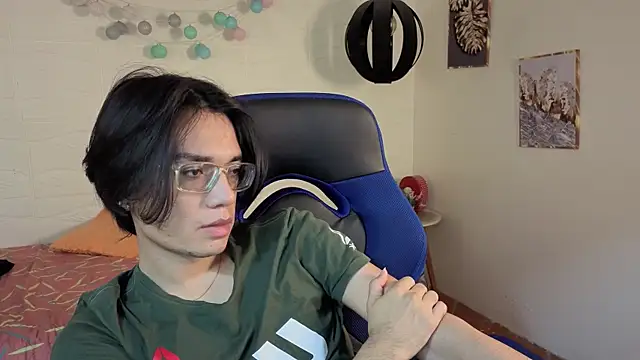 Snapshot of davoxer chatting on December 14, 2025, 3:45 am davoxer online show from December 14, 2025, 3:45 am