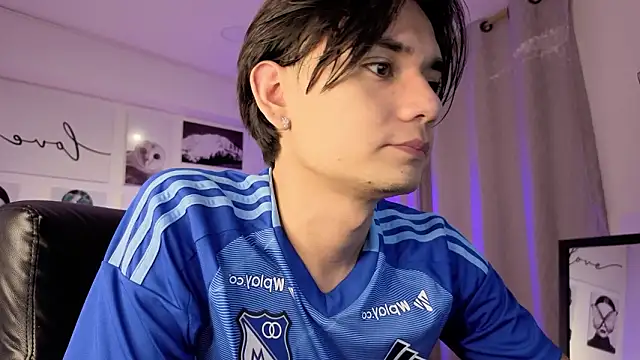 Snapshot of davoxer chatting on February 22, 2026, 2:45 am davoxer online show from February 22, 2026, 2:45 am