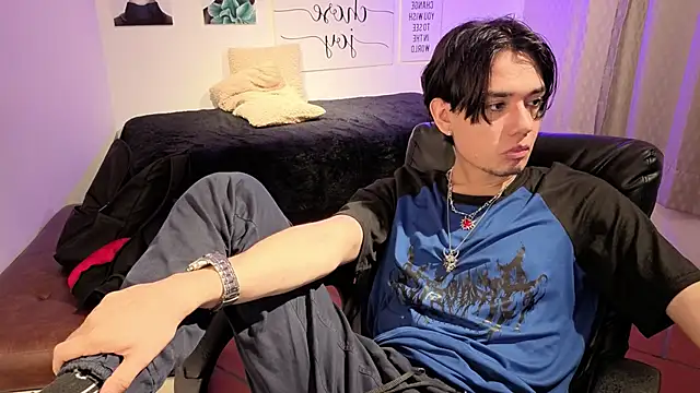 Snapshot of davoxer chatting on February 27, 2026, 2:11 am davoxer online show from February 27, 2026, 2:11 am