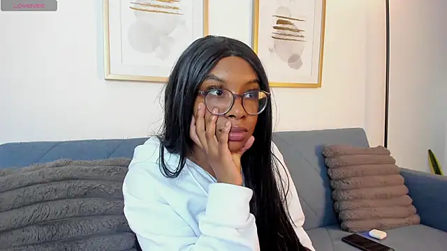 Coco joness online show from November 6, 2025, 2:40 pm