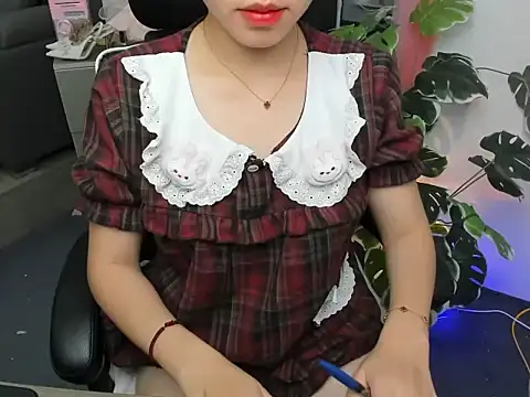 Xiao cute online show from October 18, 2025, 3:13 pm