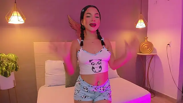 Snapshot of luma_sky_ chatting on October 16, 2025, 2:45 am luma sky online show from October 16, 2025, 2:45 am