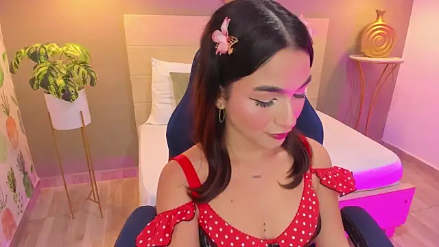 Snapshot of luma_sky_ chatting on October 23, 2025, 2:55 am luma sky online show from October 23, 2025, 2:55 am