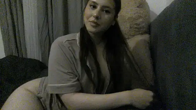 laylabliss online show from October 18, 2025, 12:57 am