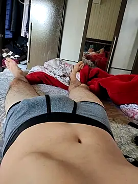 Gustavo198045 online show from October 27, 2025, 1:04 pm