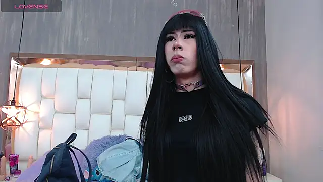 Foxxy Doll online show from September 18, 2025, 2:52 pm