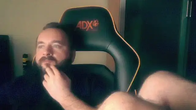 LondonMan1988 online show from October 8, 2025, 4:59 pm