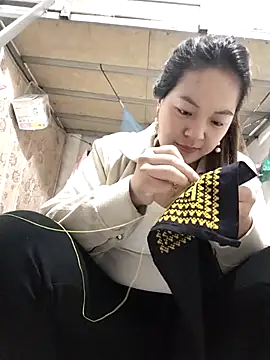 naop04 online show from November 19, 2025, 12:21 am