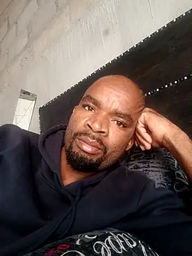 Snapshot of mdavazo00 chatting on October 3, 2025, 8:55 am mdavazo00 online show from October 3, 2025, 8:55 am