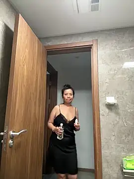 anna yngs online show from September 14, 2025, 4:00 am