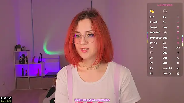 bananasgirl online show from October 11, 2025, 6:34 am