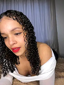 Yasmin777  online show from November 16, 2025, 10:26 pm