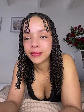 Snapshot of Yasmin777_ chatting on May 14, 2026, 4:58 pm Yasmin777 online show from May 14, 2026, 4:58 pm