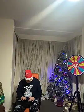 yourmaster2025 online show from December 21, 2025, 11:23 pm