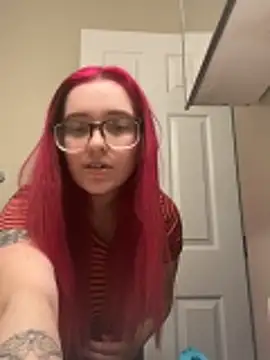 MommaBigTits24 online show from March 13, 2026, 7:09 pm