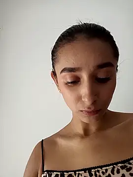 Snapshot of CandyFoxter_ chatting on October 28, 2025, 9:57 am CandyFoxter  online show from October 28, 2025, 9:57 am