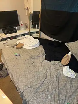 1n0nlythroat online show from November 5, 2025, 12:54 am