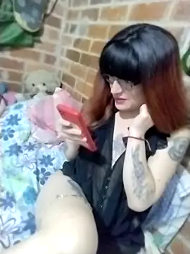  Alaskamisa online show from December 2, 2025, 4:07 am