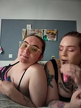 AndHerXO online show from March 13, 2026, 12:34 pm