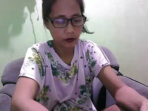 HotLadyPinay32 online show from February 23, 2026, 9:17 am