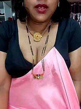 Snapshot of Chadni_kannada chatting on September 22, 2025, 5:48 pm Chadni kannada online show from September 22, 2025, 5:48 pm