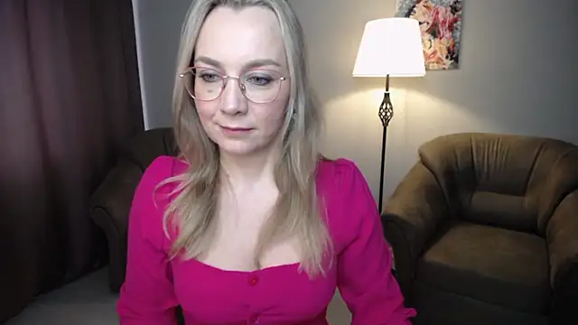 Ava Elior online show from March 18, 2026, 10:29 am