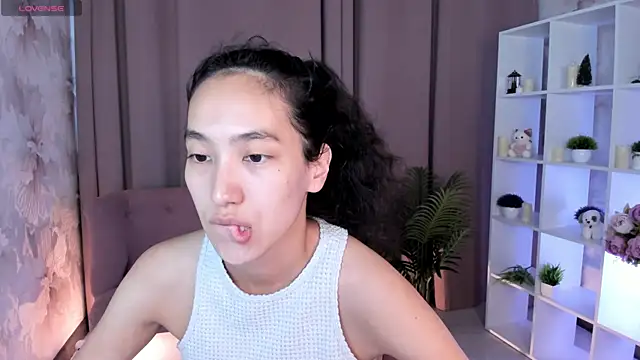 Snapshot of FlirtyAura chatting on July 19, 2026, 3:32 am FlirtyAura online show from July 19, 2026, 3:32 am
