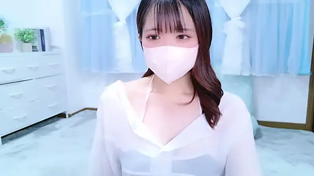 AKO o0 online show from November 14, 2025, 5:22 pm