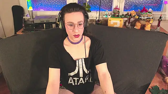 Zesty Peach online show from March 12, 2026, 1:01 am