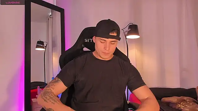 Snapshot of connorsmiith chatting on June 23, 2026, 2:37 pm connorsmiith online show from June 23, 2026, 2:37 pm