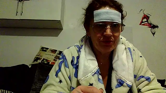 RubyyRosee online show from January 16, 2026, 6:17 am