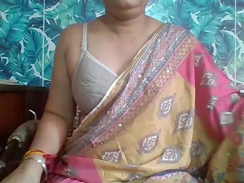 Snapshot of Marathi_q4een01 chatting on May 15, 2026, 3:57 am Marathi q4een01 online show from May 15, 2026, 3:57 am