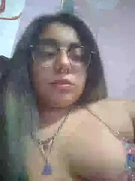 Lovelyrainn online show from November 24, 2025, 12:10 am