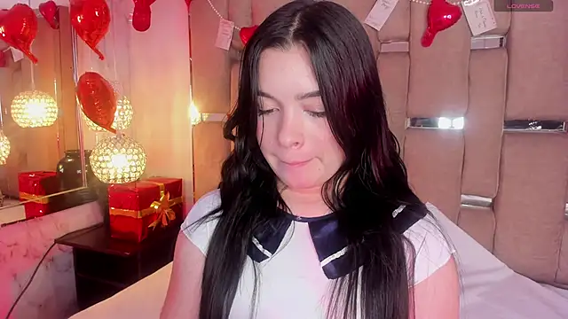 KateLee online show from February 20, 2026, 5:04 am