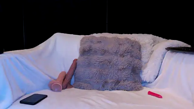 Snapshot of Zoe_Fisher chatting on October 28, 2025, 7:05 pm Zoe Fisher online show from October 28, 2025, 7:05 pm