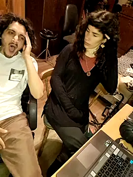 GroovyBlossom online show from October 26, 2025, 4:40 am